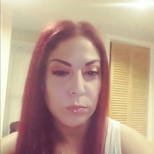 Meet your Posher, Latisha